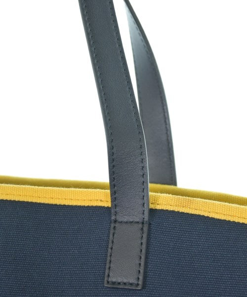 ANYA HINDMARCH กระเป๋าถือขนาดใหญ่