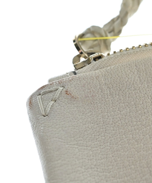 ANYA HINDMARCH คลัตช์