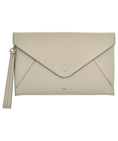 ANYA HINDMARCH คลัตช์