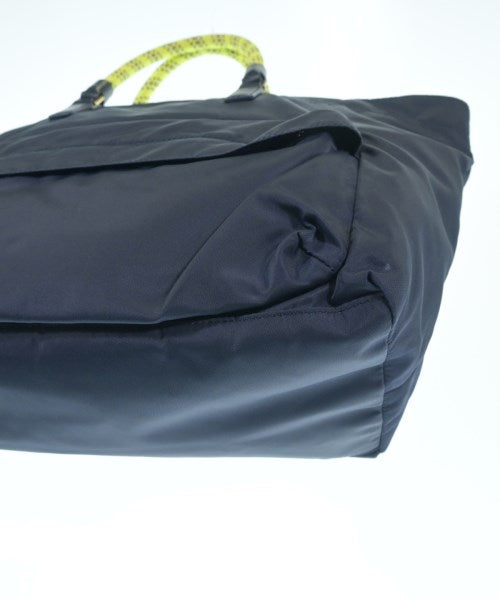 ANYA HINDMARCH กระเป๋าถือขนาดใหญ่