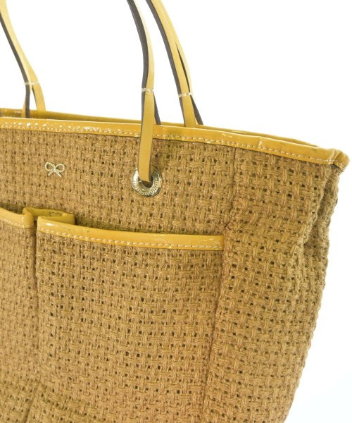 ANYA HINDMARCH กระเป๋าถือขนาดใหญ่
