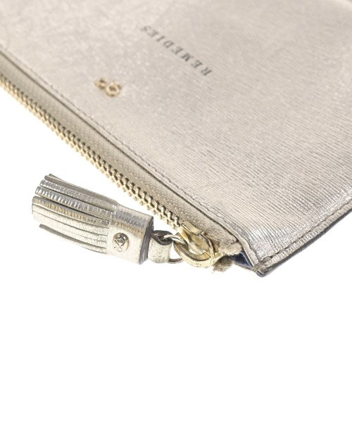 ANYA HINDMARCH กระเป๋า