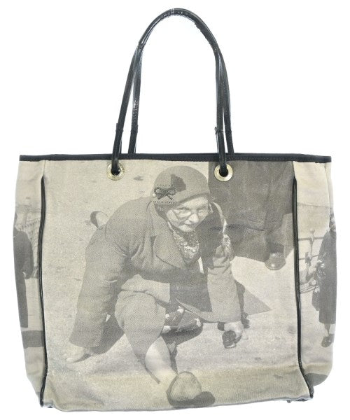 ANYA HINDMARCH กระเป๋าถือขนาดใหญ่