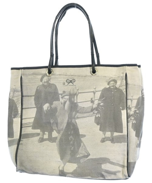 ANYA HINDMARCH กระเป๋าถือขนาดใหญ่
