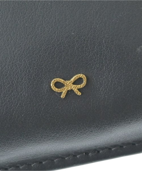 ANYA HINDMARCH กระเป๋า