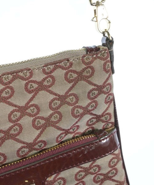 ANYA HINDMARCH กระเป๋าสะพาย