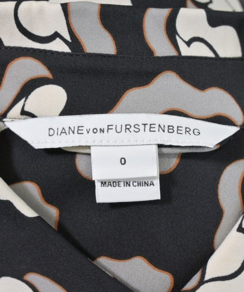 DIANE von FURSTENBERG เดรสที่เป็นเสื้อเชิ้ตตัวยาว