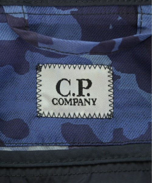 C.P COMPANY เสื้อพาร์กาภูเขา
