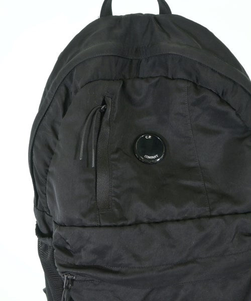 C.P COMPANY เป้สะพายหลัง