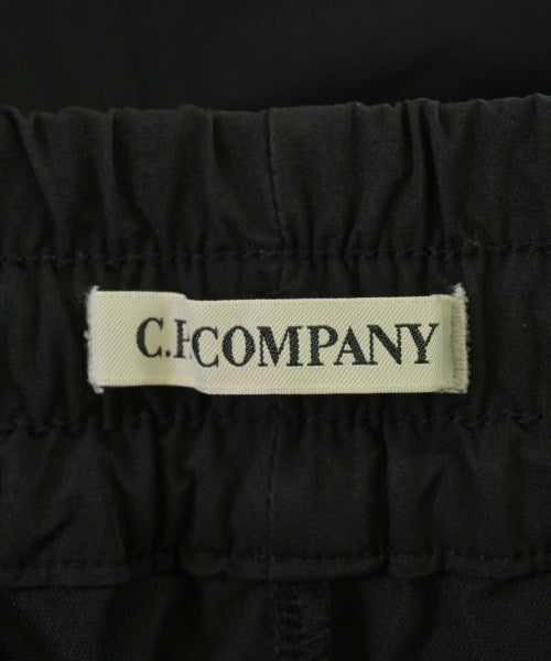C.P COMPANY กางเกงขาสั้น
