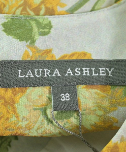 LAURA ASHLEY เสื้อสตรี