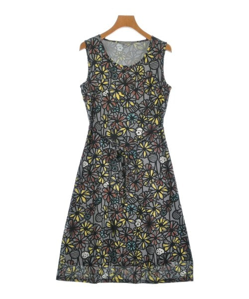 LAURA ASHLEY ชุดเดรส