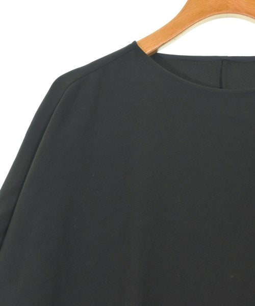 BASILE 28 เสื้อยืด/เสื้อท็อปส์