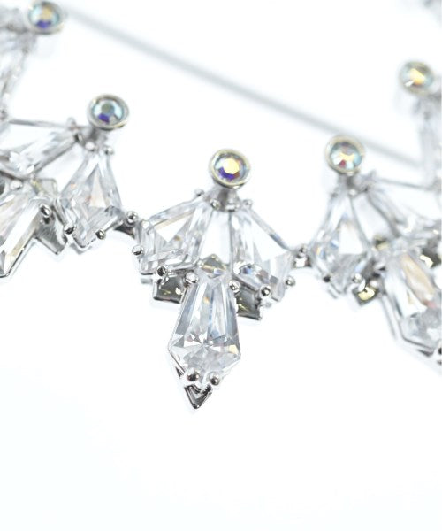 SWAROVSKI เข็มกลัด/ดอกไม้ติดเสื้อ