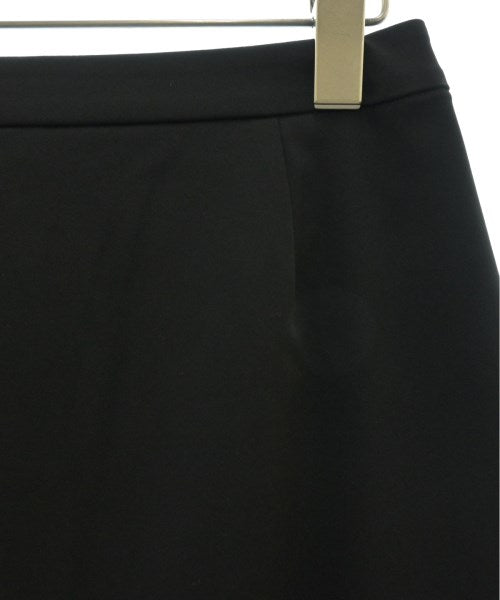 INDIVI กระโปรงยาวถึงเข่า