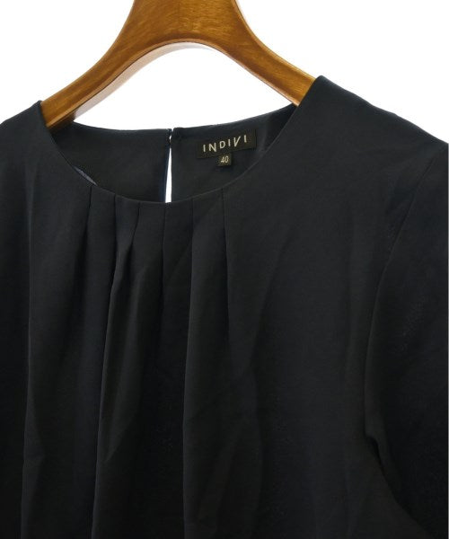 INDIVI เสื้อสตรี