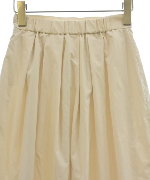 INDIVI กระโปรงยาวถึงเข่า