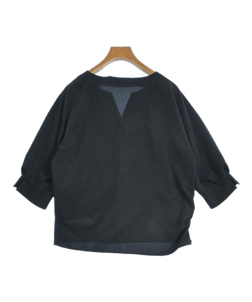 INDIVI เสื้อสตรี