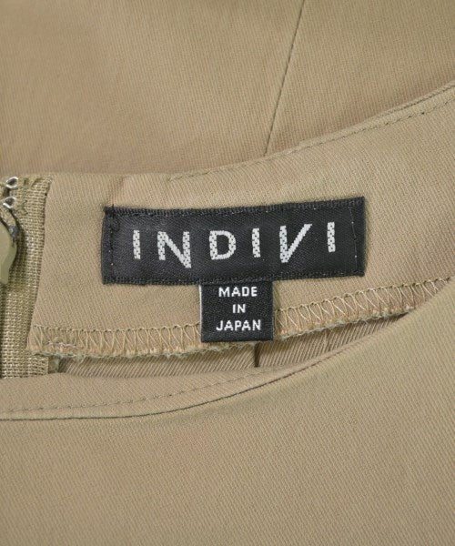 INDIVI เสื้อสตรี