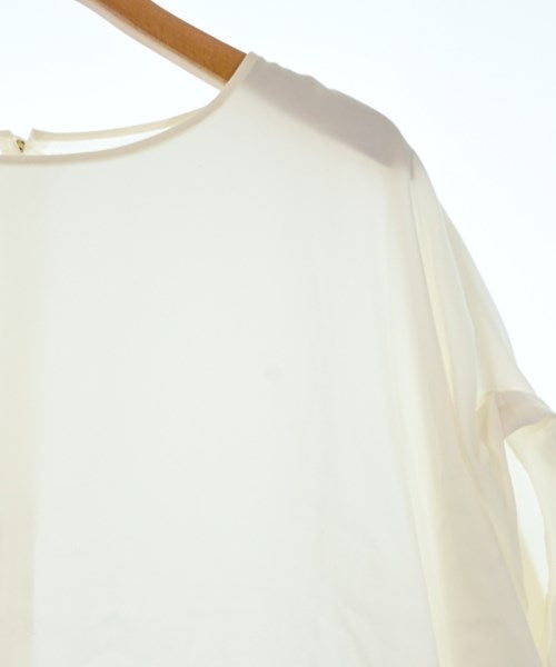 INDIVI เสื้อสตรี