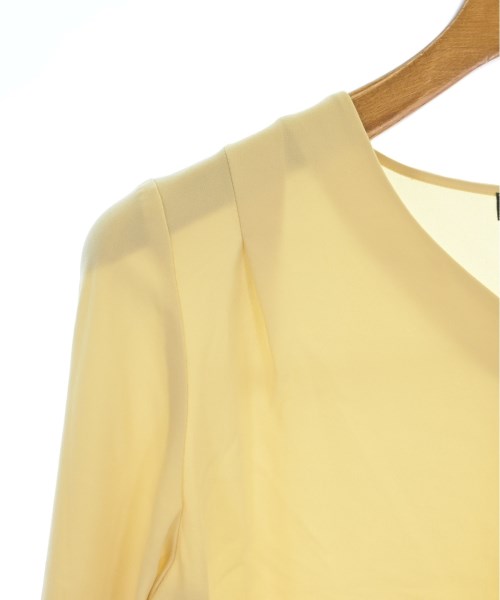 INDIVI เสื้อสตรี