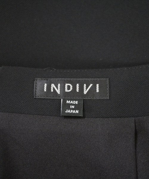 INDIVI กระโปรงยาวถึงเข่า