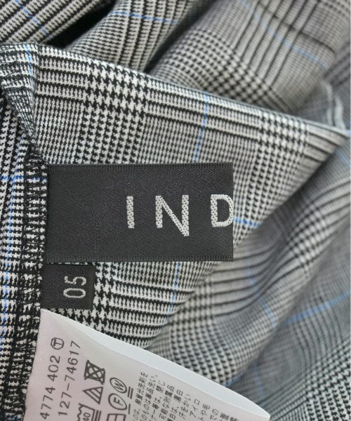 INDIVI กระโปรงยาวถึงเข่า