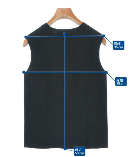 INDIVI เสื้อแขนกุด
