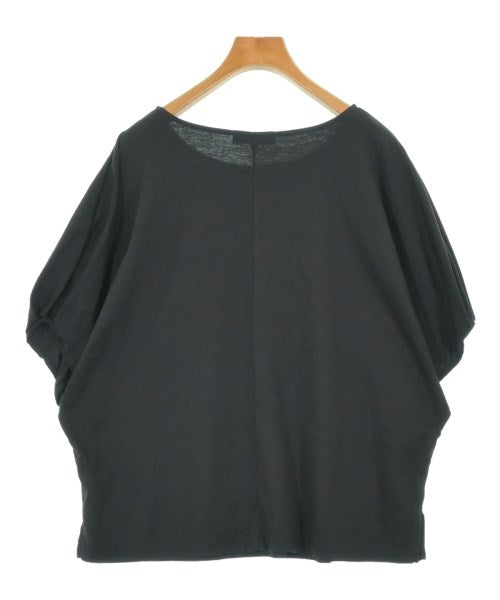 UNTITLED เสื้อยืด/เสื้อท็อปส์