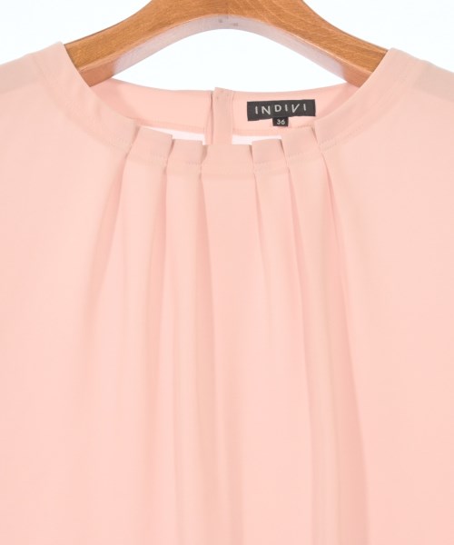 INDIVI เสื้อสตรี