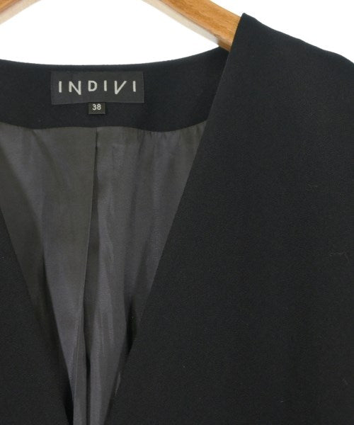 INDIVI แจ็คเก็ตไม่มีปก