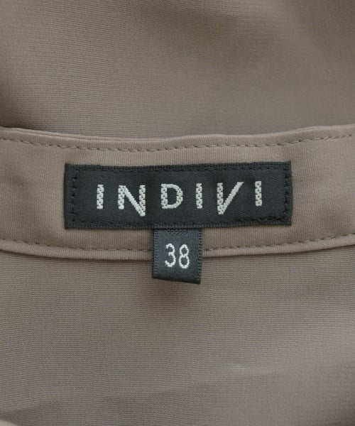 INDIVI เสื้อสตรี