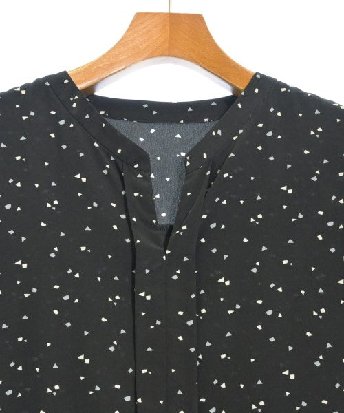 INDIVI เสื้อสตรี