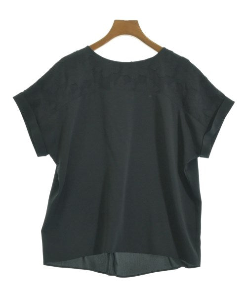 INDIVI เสื้อสตรี