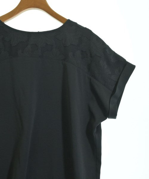 INDIVI เสื้อสตรี