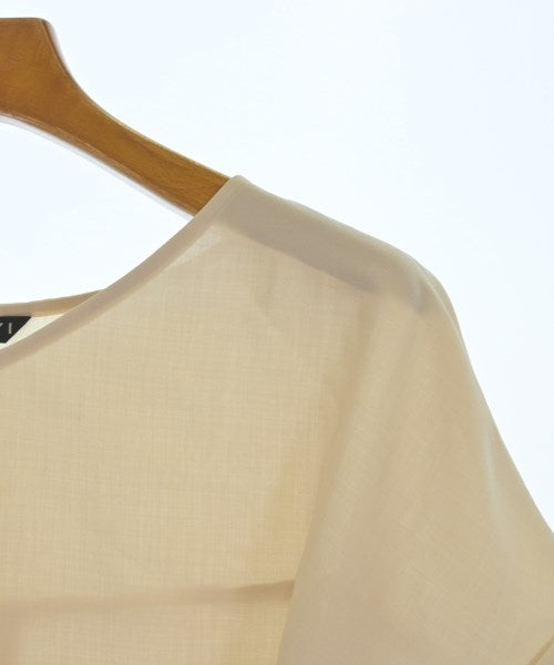 INDIVI เสื้อสตรี