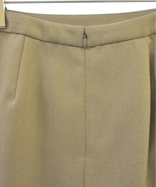 INDIVI กระโปรงยาวถึงเข่า