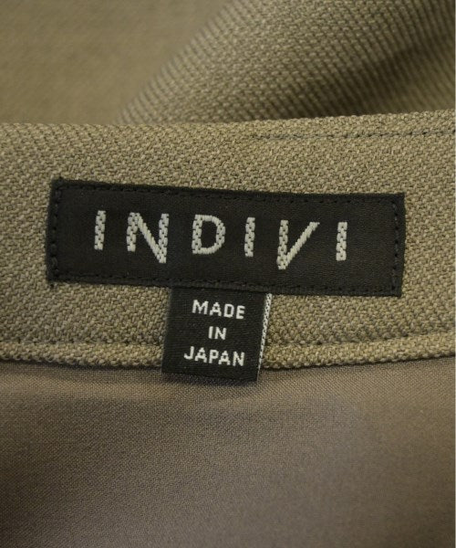 INDIVI กระโปรงยาวถึงเข่า