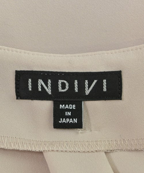 INDIVI เสื้อสตรี