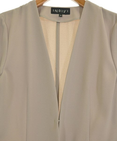 INDIVI แจ็คเก็ตไม่มีปก