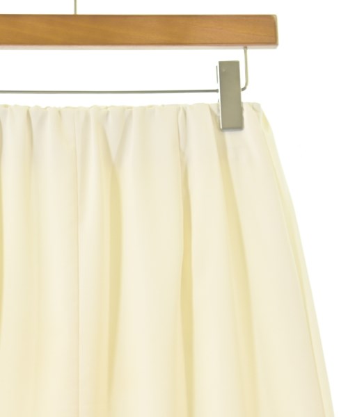 INDIVI กระโปรงยาวถึงเข่า