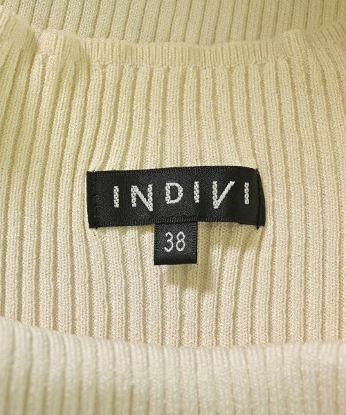 INDIVI เสื้อแขนกุด