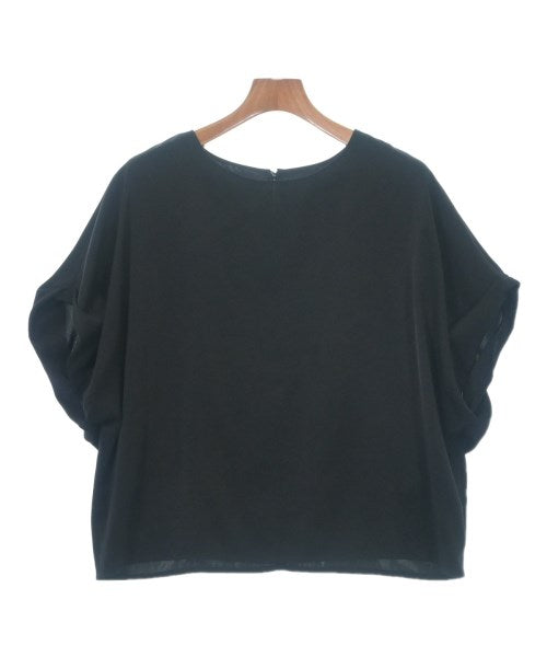 INDIVI เสื้อสตรี
