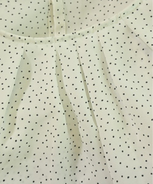 INDIVI เสื้อสตรี