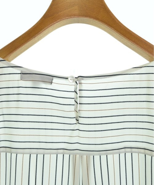 INDIVI เสื้อสตรี