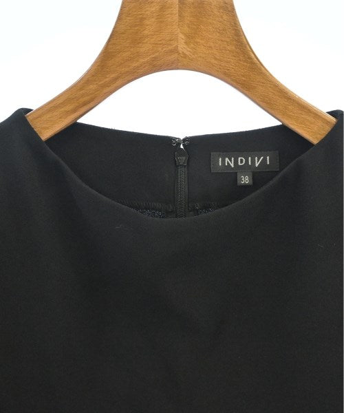 INDIVI เสื้อสตรี