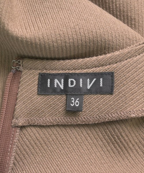 INDIVI ชุดสูทแบบครบเซต (อื่นๆ)