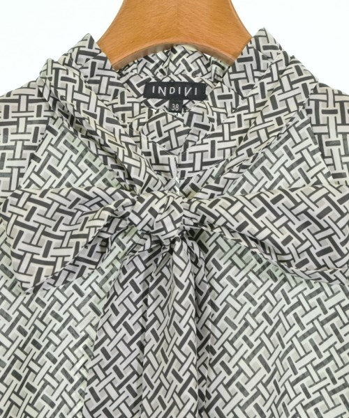 INDIVI เสื้อสตรี
