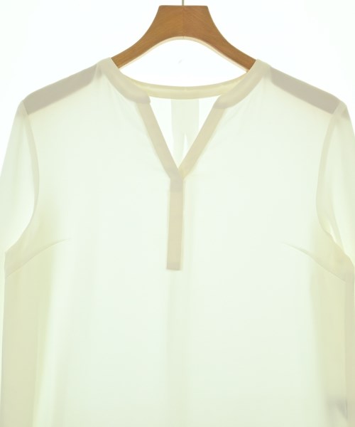 INDIVI เสื้อสตรี