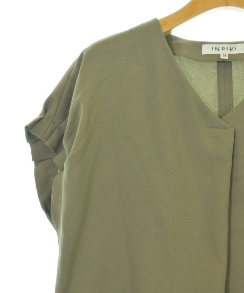 INDIVI เสื้อสตรี
